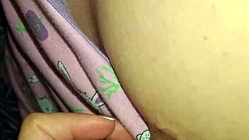 Curvy Shaved Amateur Flaunts Big Tits And Juicy Pussy Close