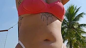 hey i'm filming beach video flashing to tease all the hot guys watching