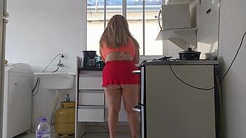 Vivi Guedez Pays Plumber with Juicy Pussy and Toys!