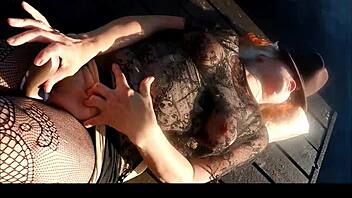 Birgit milf housewife vibes to real orgasm outdoors 😍💦