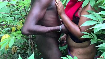 neighbor wife hides in bush for secret rough pussy pounding