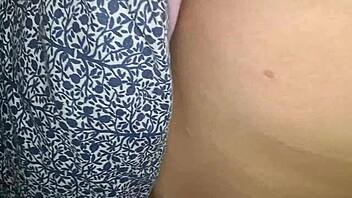 Curvy Shaved Amateur Flaunts Big Tits And Juicy Pussy Close