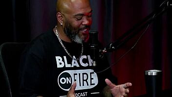 sempre exibida essa latina tatuada no casting de fidelidade 😏🔥 sensual boom em transparência