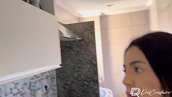 transei com empregada safada cozinha rabuda vestido soquei