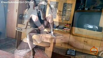 hot milf klaudiaambergirl masturbates pussy on desk in heels