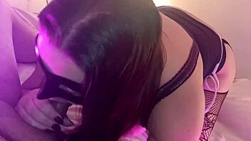 Horny slut lets me creampie her raw while hubby works 😈💦🔥