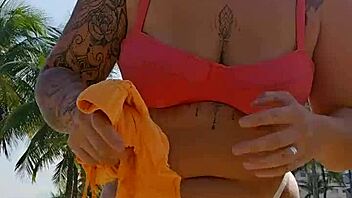 hey i'm filming beach video flashing to tease all the hot guys watching