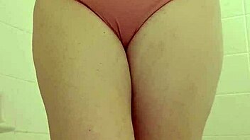 oops i peed my pink panties couldn't hold it