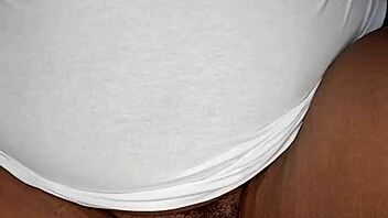 Bbw mom fingers wet pussy solo moaning loud 😩💦