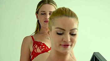 nasty curvy blondes latinas squirt hard fingering licking pussies orgy 💦👅🔥