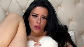 Hey watch this horny british coed squirt from toy play