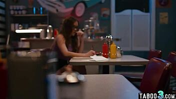 i'm katie kush ridin throbbin dick ta save biz ohh