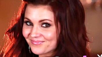 watch me mariela henderson pose naked petite