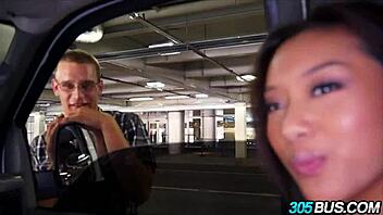 alina li craves endless cock 😩🍆💦 2/4