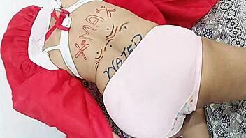 Dildo Fucks Big Ass Pussy