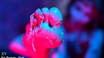 check out these sexy redhead feet crushin cup noodles all dirty