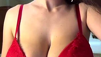 hey check this milf's huge milky boobs jiggling on cam