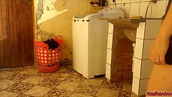 housewife pays technician with her tight wet pussy