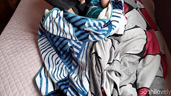 18-year-old craves sideways pounding homemade heat!