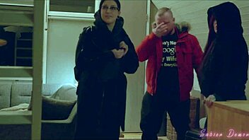 Curvy Halloween goths spit and fuck in cursed threesome! 👻💦