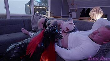 Curvy Halloween goths spit and fuck in cursed threesome! 👻💦