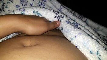 Brazilian Amateur Masturbates Squirts for Xvideos Fans