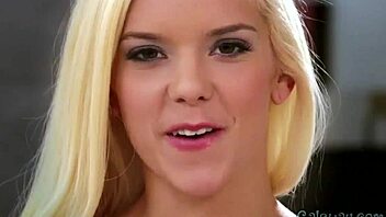 gia paige spreads natalia starr's long legs for steamy lesbian shag