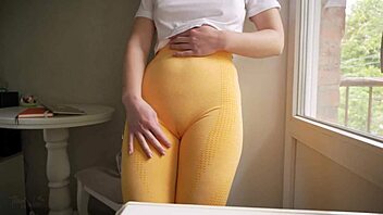 Naughty cameltoe TEASES in tight yoga leggings