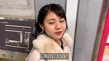 Petite Japanese Girl's Slim Waist Erotic Friend Service Pov