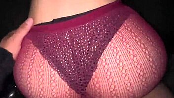 curvy mexican latina shakes huge ass on dildo till she squirts