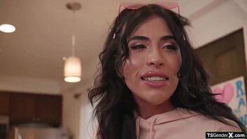 wanna suck my tgirl cock then bareback my ass?