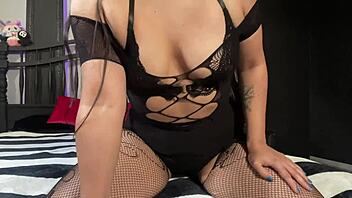 jerk off to self facial joi slut