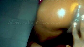 i love when daddy fingers my ass while pounding pussy!