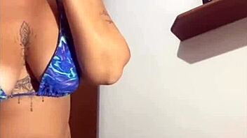 i love flashing my body to get cocks rock hard and dripping