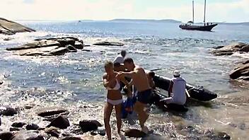 lea lazur explores anal pleasure as czech european beauty