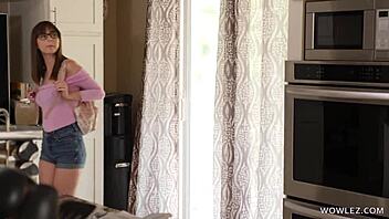 Lexi Luna Teaches Shae Celestine First-Time Lesbian Licking