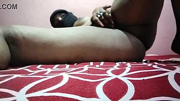 tamil desi babe's huge tits drip wet pussy juice 😍