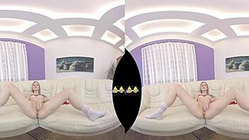 I piss play and fuck dildo on sofa vr