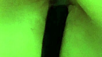 i can't stop rubbing my horny shaved pussy now
