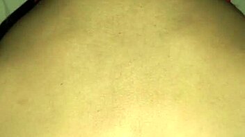 sneaking quick rough creampie into her gaping ass