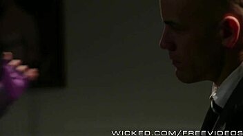 lex fucks supergirl pussy in wicked cosplay uniform 😏🍆