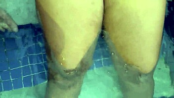 Novinha Maria BBW Sucks Huge Cock Hidden Poolside First Time