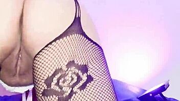 curvy latina milf with huge cameltoe pussy masturbates in lingerie for lover