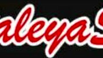 big ass model poses in see-through lingerie then gets fucked 😘