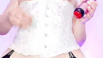 curvy latina milf with huge cameltoe pussy masturbates in lingerie for lover