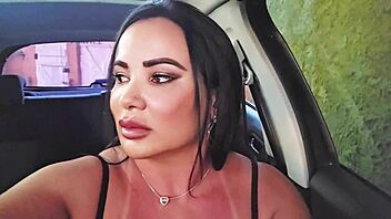 Safada app driver waits for married guy in parking lot fuck