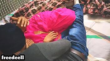 maa ne sex ki lat laga di with big tits arab milf hardcore pounding in full hindi