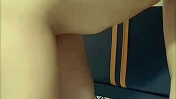 hot girl dances and strokes her pussy 😈🔥