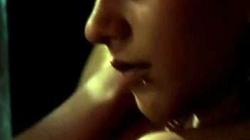 join me for an intimate erotic dance teasing your lust 😘💃