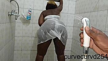 Thick Ebony Twerks Big Booty In Shower